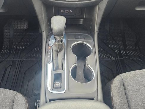 Used 2023 Chevrolet Equinox LT image 14