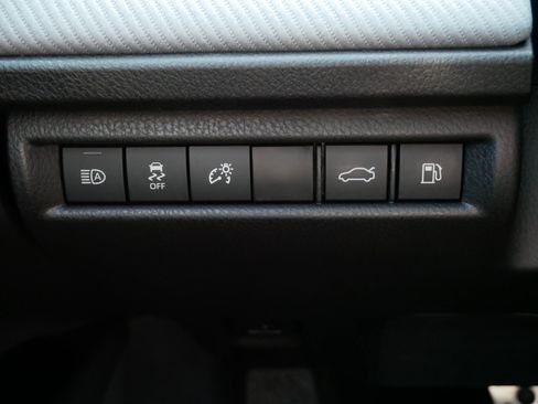 Certified 2025 Toyota Camry SE w/ Convenience Package AWD/4WD image 27