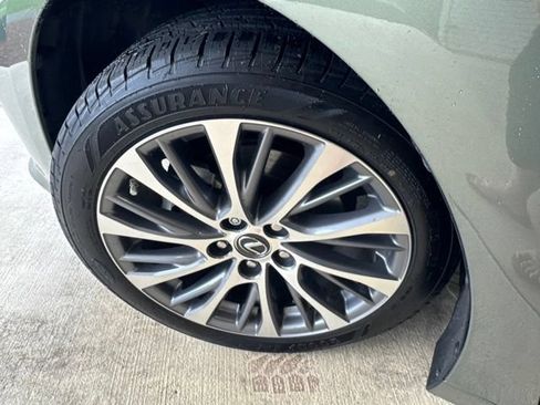 Used 2019 Lexus ES 350 w/ Premium Package FWD image 33