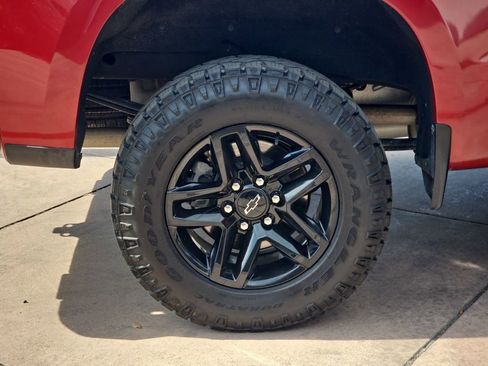 Used 2020 Chevrolet Silverado 1500 LT Trail Boss AWD/4WD image 37