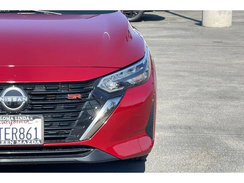 Used 2025 Nissan Sentra SR FWD image 47