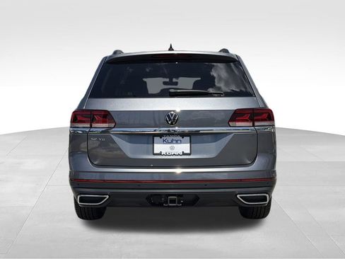 Used 2023 Volkswagen Atlas SE w/ Panoramic Sunroof Package FWD image 7