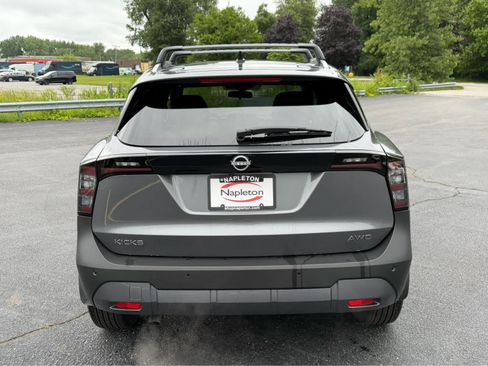 Used 2026 Nissan Kicks SV w/ Cold Weather Package AWD/4WD image 9