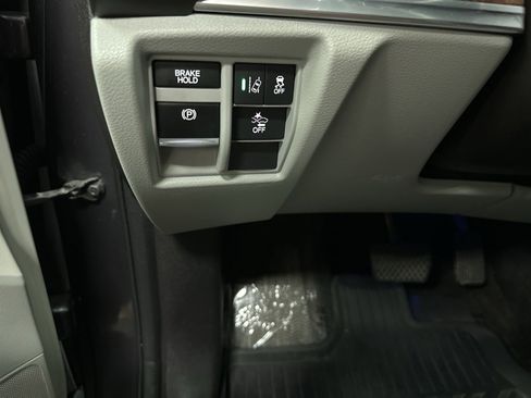 Used 2017 Acura MDX FWD image 35