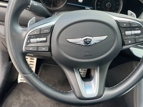 Used 2019 Genesis G70 3.3T Advanced w/ Prestige Package RWD image 11