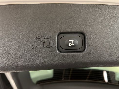 New 2026 Lincoln Nautilus Premier image 39