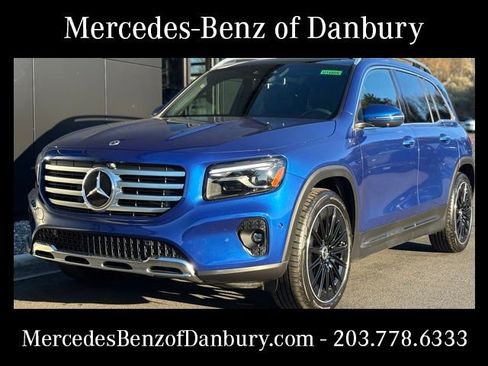 Used 2024 Mercedes-Benz GLB 250 4MATIC image 1