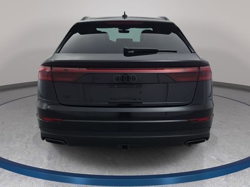 Used 2025 Audi Q8 Prestige image 6