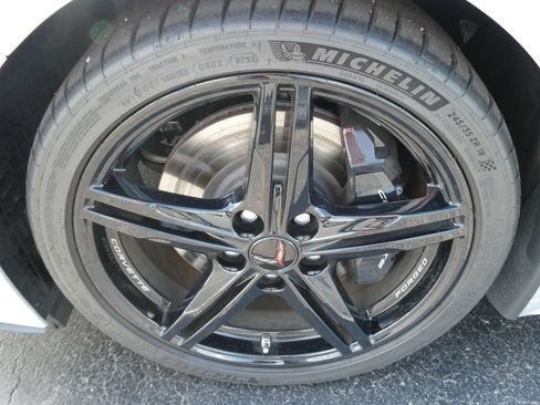 Used 2026 Chevrolet Corvette Stingray Preferred Cpe w/ Z51 Performance Package RWD image 11