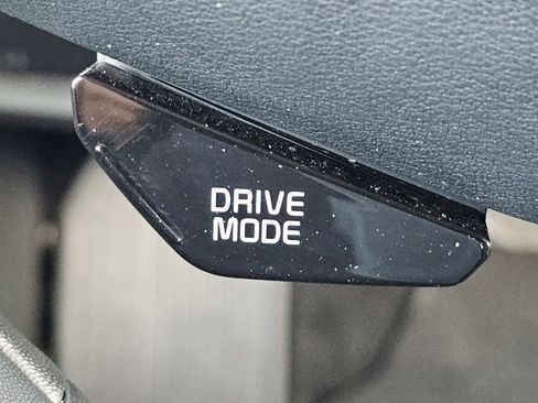 Used 2023 Kia EV6 GT-Line w/ GT-Line Suede Seat Package image 10