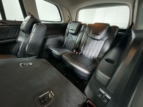 Used 2016 Mercedes-Benz GL 450 4MATIC image 19