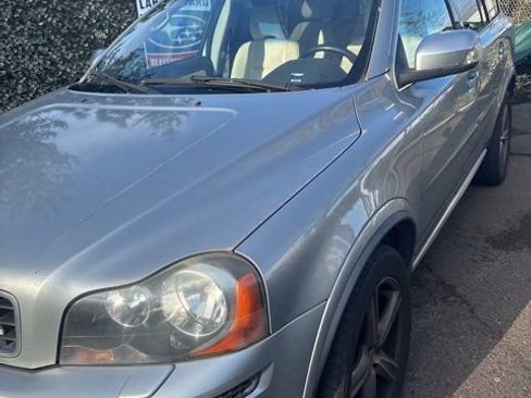 Used 2010 Volvo XC90 3.2 R-Design image 3