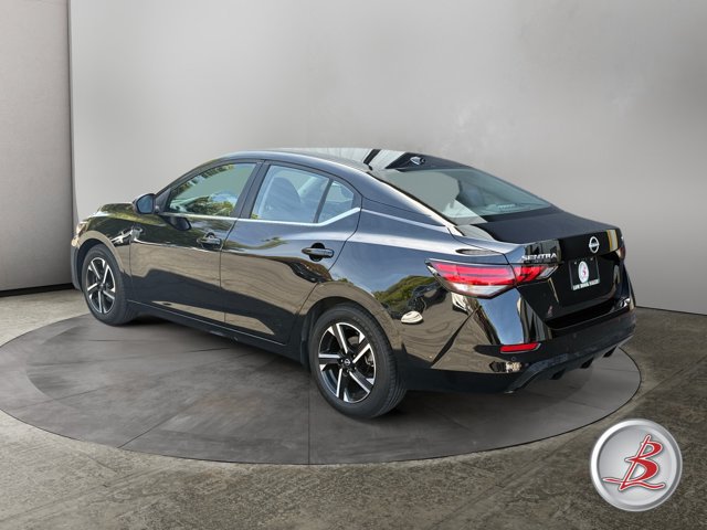 Used 2024 Nissan Sentra SV FWD image 5