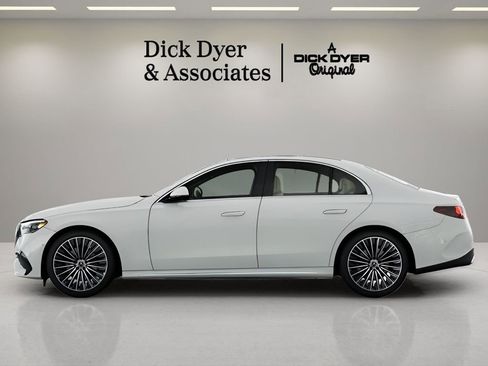 Used 2026 Mercedes-Benz E 350 Sedan image 23