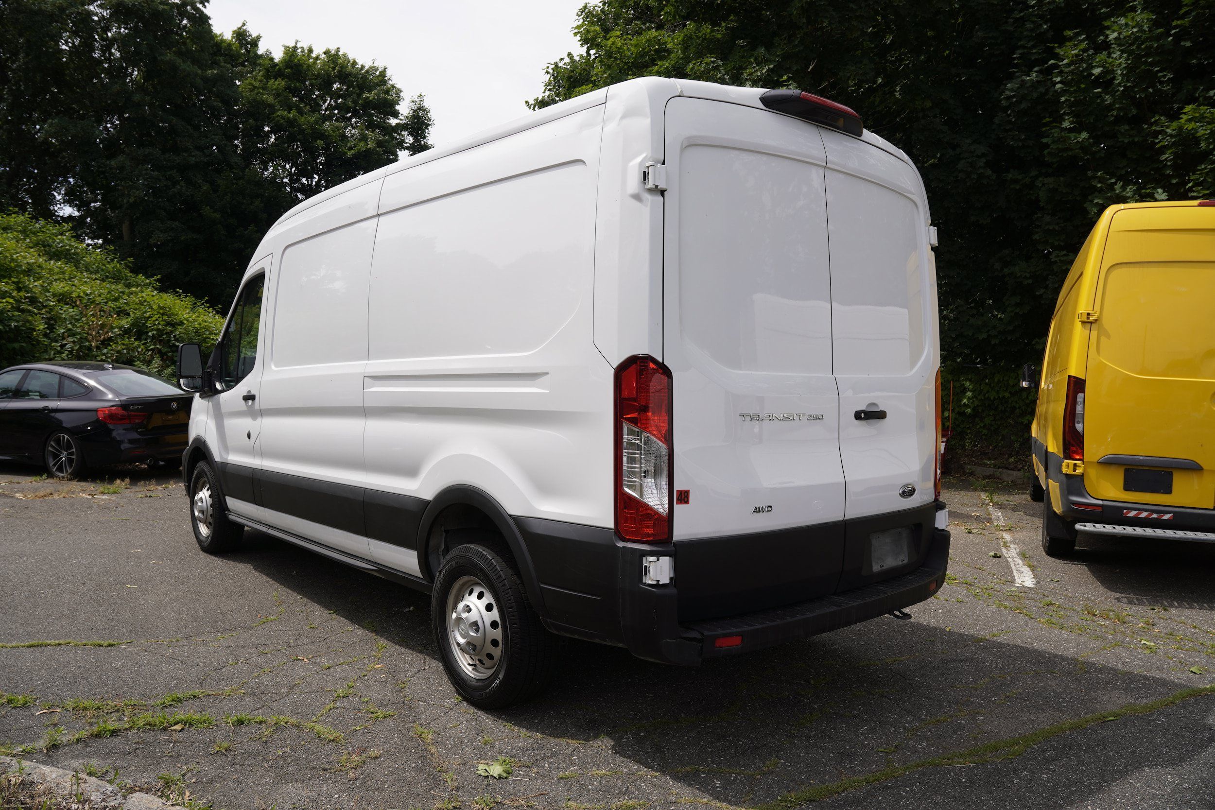 Used 2023 Ford Transit 250 Medium Roof AWD image 5