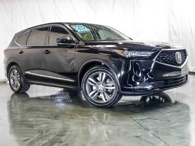 Used 2022 Acura MDX SH-AWD image 2
