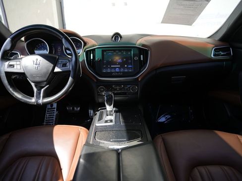 Used 2015 Maserati Ghibli S Q4 AWD/4WD image 39