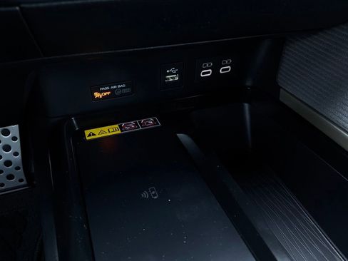 New 2026 Toyota Camry SE FWD image 23