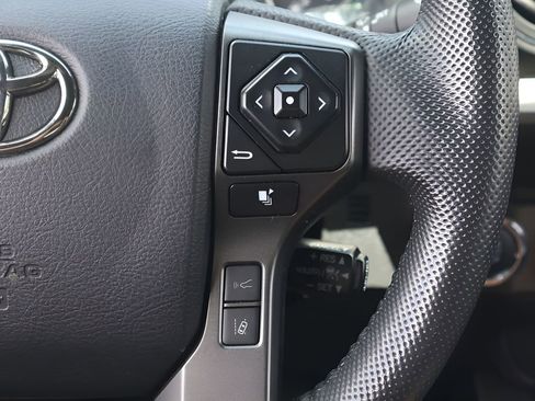 Certified 2023 Toyota Tacoma TRD Sport AWD/4WD image 19