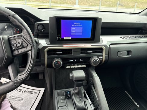 New 2026 Toyota Tacoma SR5 image 25