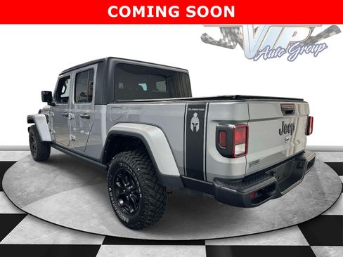 Used 2021 Jeep Gladiator Sport AWD/4WD image 6