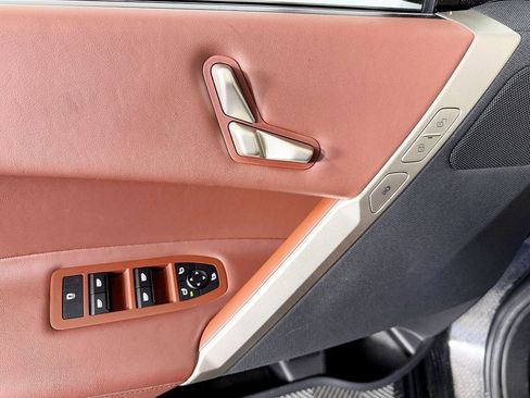 Used 2023 BMW iX xDrive50 w/ Sport Package image 31