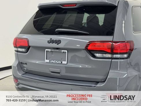 Used 2019 Jeep Grand Cherokee Altitude AWD/4WD image 10