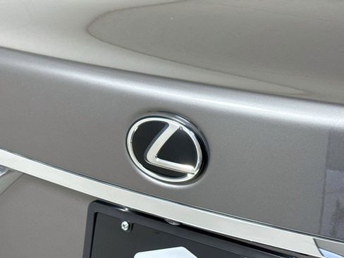 Used 2018 Lexus LS 500 AWD w/ Luxury Package image 39