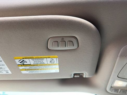 Used 2024 Ford Expedition Max XLT image 36