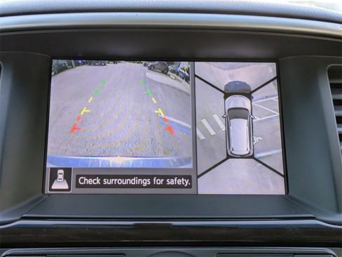 Used 2015 Nissan Pathfinder SL w/ SL Tech Package image 29