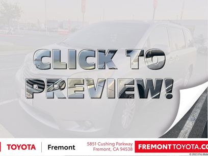 Used 2013 Toyota Sienna XLE w/ Premium Pkg