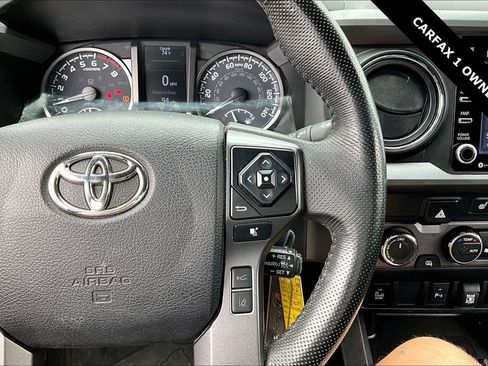 Used 2021 Toyota Tacoma TRD Pro AWD/4WD image 13
