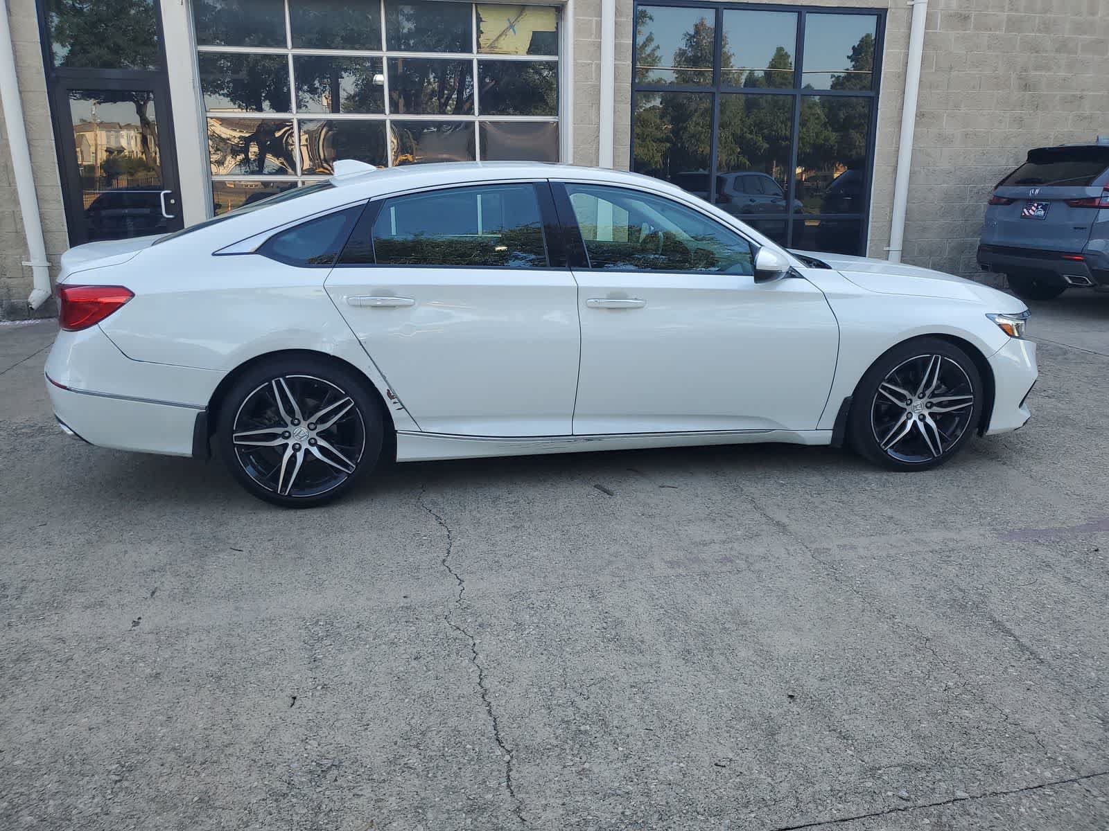 Used 2022 Honda Accord Touring image 7