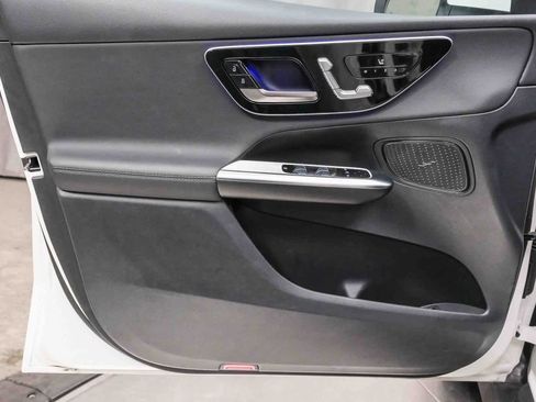 Certified 2025 Mercedes-Benz GLC 300 image 21