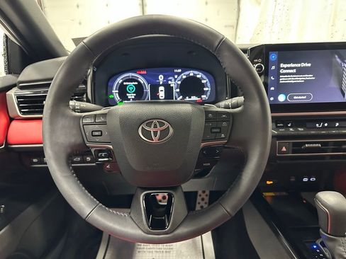 Used 2026 Toyota Camry XSE FWD image 18