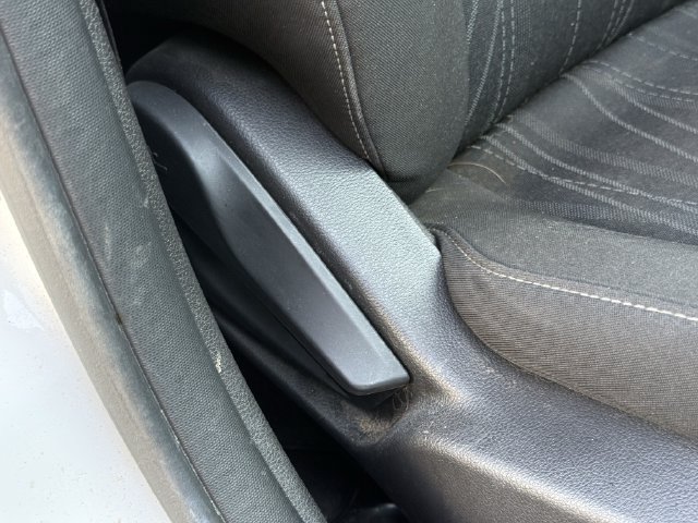 Used 2017 Ford Focus SE FWD image 24