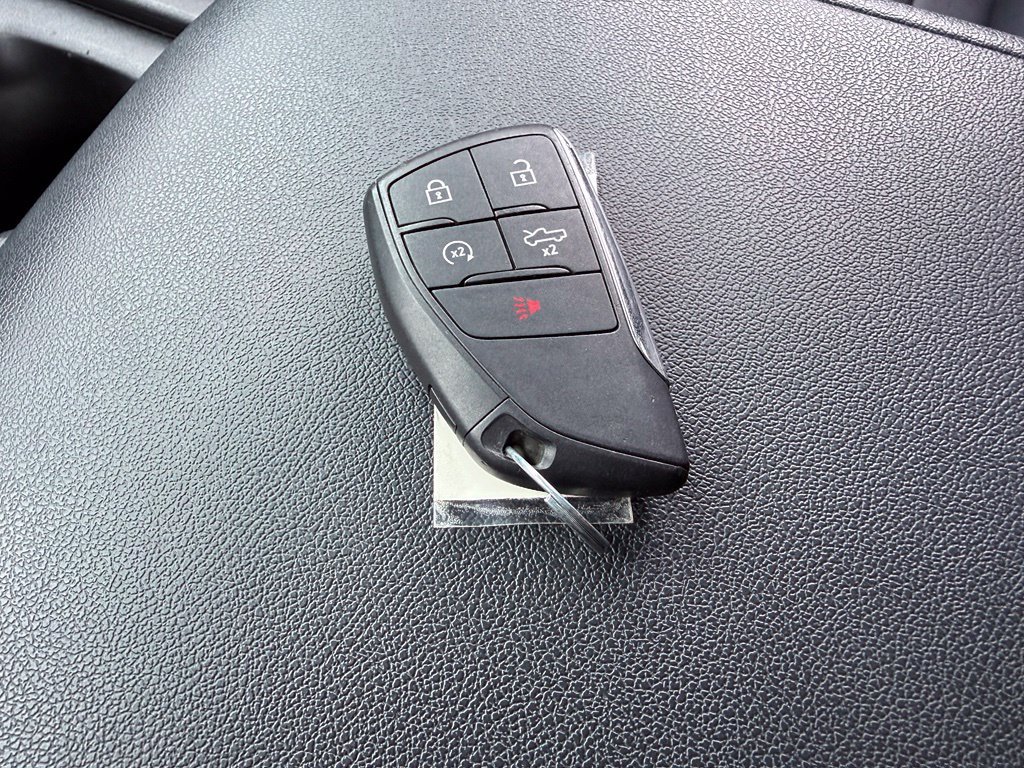 Used 2024 Chevrolet Silverado EV W/T AWD/4WD image 31