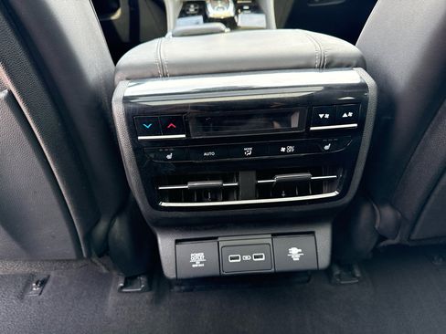 Used 2023 Acura MDX SH-AWD w/ Advance Package image 43