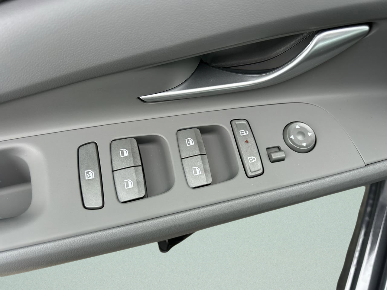 New 2026 Hyundai Elantra SEL Sport Premium FWD image 23
