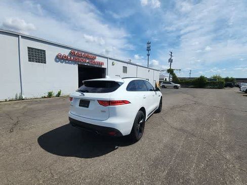 Used 2017 Jaguar F-PACE R-Sport AWD/4WD image 14