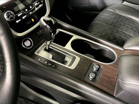 Used 2019 Nissan Murano Platinum image 17