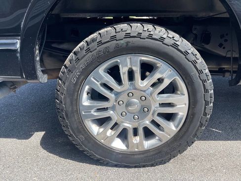 Used 2013 Ford F150 Platinum image 13