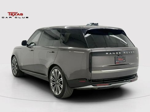 Used 2023 Land Rover Range Rover Long Wheelbase SE AWD/4WD image 6