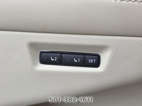 Used 2017 Nissan Murano Platinum w/ Platinum Technology Package FWD image 30