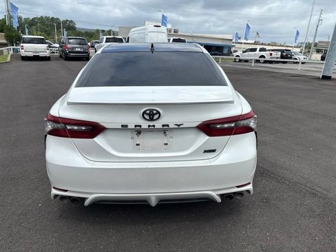 Used 2021 Toyota Camry XSE FWD image 6
