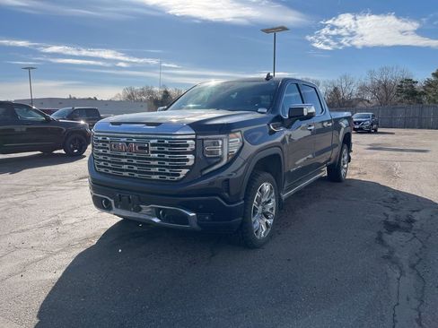 Used 2023 GMC Sierra 1500 Denali w/ Denali Reserve Package image 6