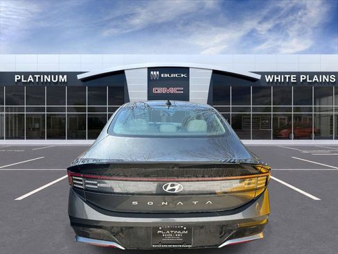 Used 2025 Hyundai Sonata SEL image 4