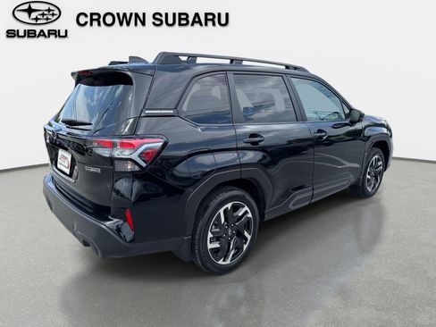 Used 2025 Subaru Forester Limited AWD/4WD image 5
