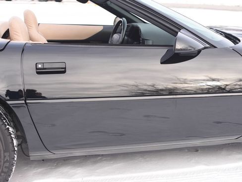 Used 1994 Chevrolet Corvette Convertible image 21