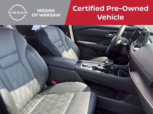 Used 2026 Nissan Rogue Platinum w/ Platinum Premium Package AWD/4WD image 29